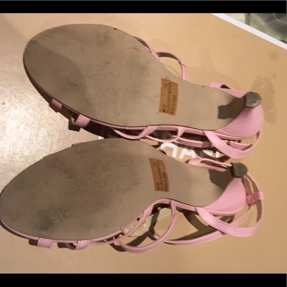 Pink heels - Picture 2 of 2